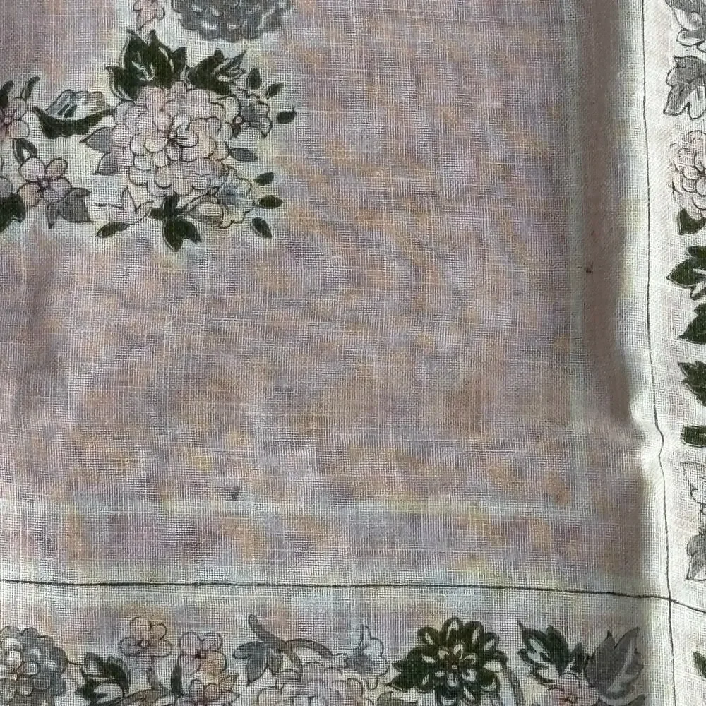 Vintage mid century printed cotton tablecloth 1950’s pink & white floral border